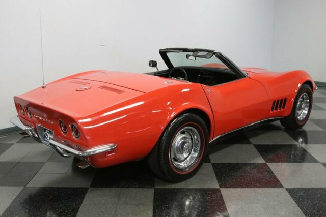 Chevrolet Corvette 1968 image number 13