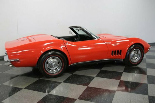 Chevrolet Corvette 1968 image number 14