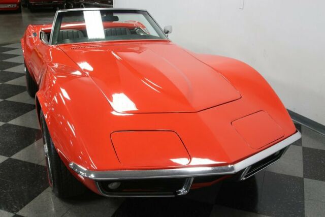 Chevrolet Corvette 1968 image number 18