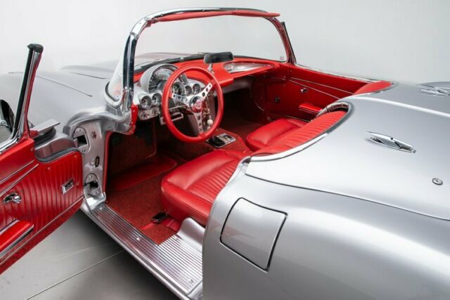 Chevrolet Corvette 1962 image number 4