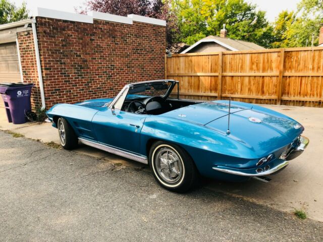 Chevrolet Corvette 1963 image number 12