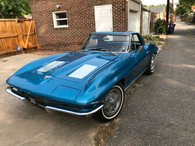 Chevrolet Corvette 1963 image number 17