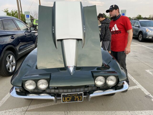 Chevrolet Corvette Stingray 427/435 L71 1967 image number 37