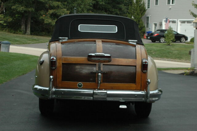 Chrysler Town & Country 1948 image number 27