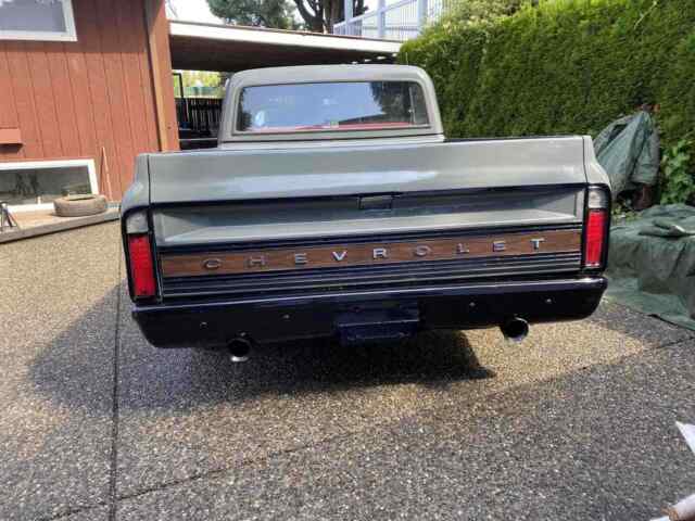 Chevrolet C10 1971 image number 10