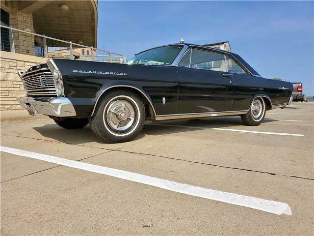 Ford Galaxie 1965 image number 19