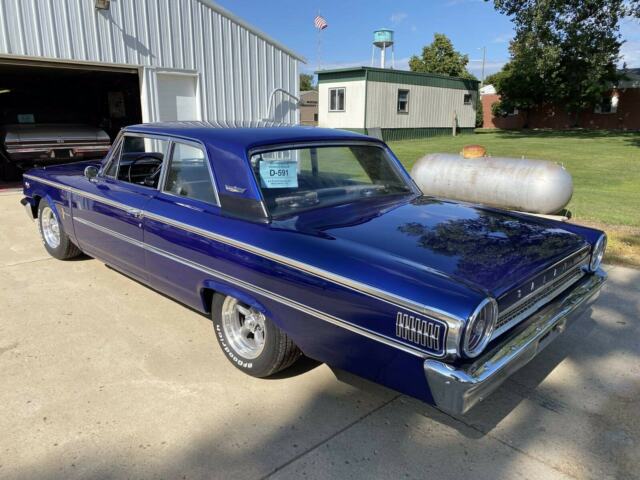 Ford Galaxie 1963 image number 28