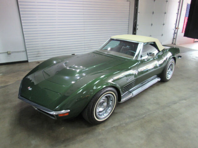 Chevrolet Corvette 1970 image number 16