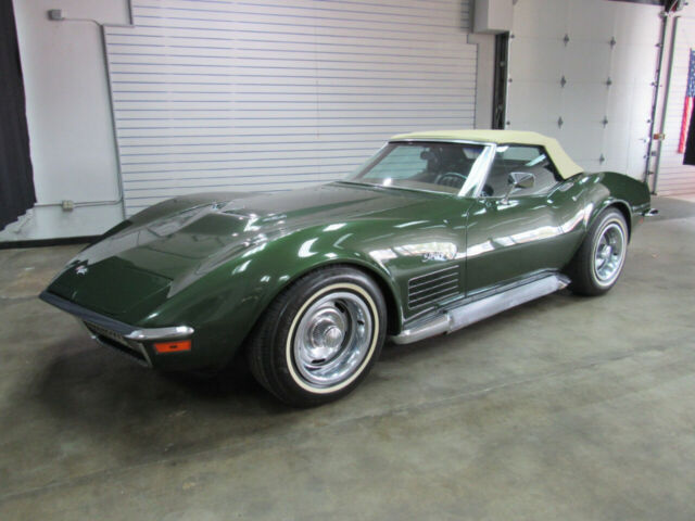 Chevrolet Corvette 1970 image number 17