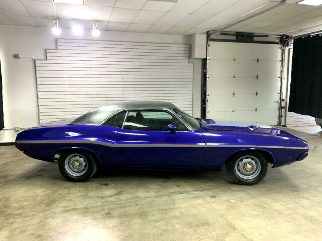 Dodge Challenger 1972 image number 2