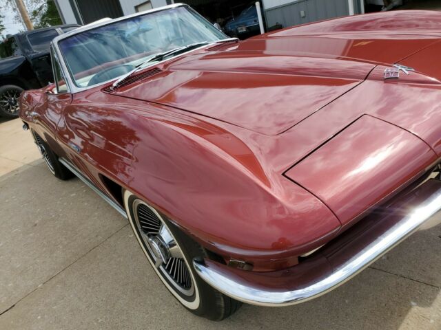 Chevrolet Corvette 1965 image number 36