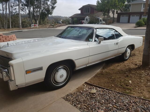 Cadillac Biarritz Convertible 1976 image number 3