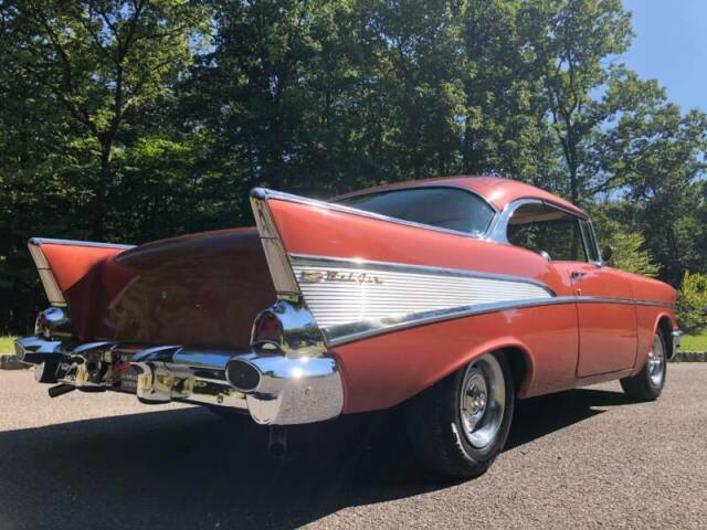 Chevrolet Bel Air/150/210 1957 image number 12