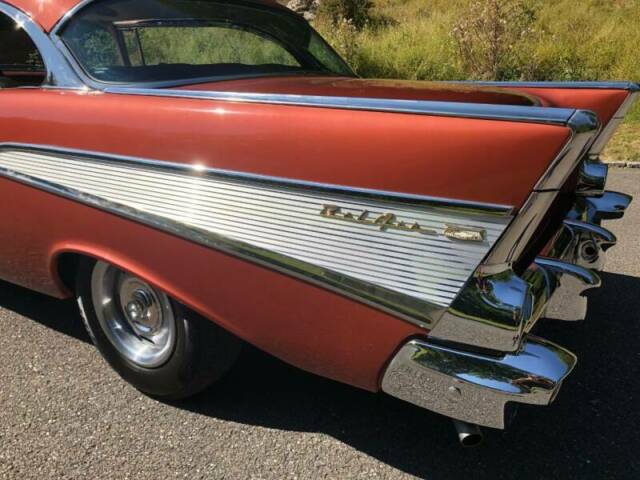 Chevrolet Bel Air/150/210 1957 image number 31