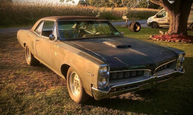 Pontiac LeMans 1967 image number 0