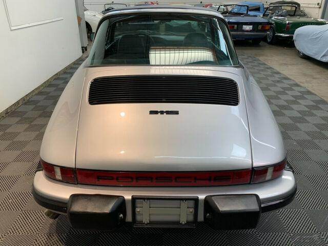 Porsche 911 1977 image number 11