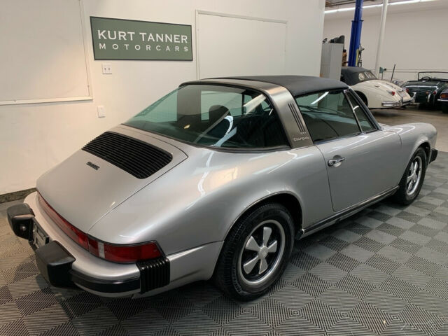 Porsche 911 1977 image number 21