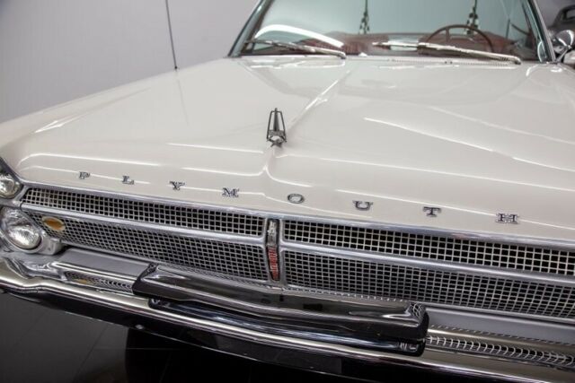 Plymouth Fury 1965 image number 13