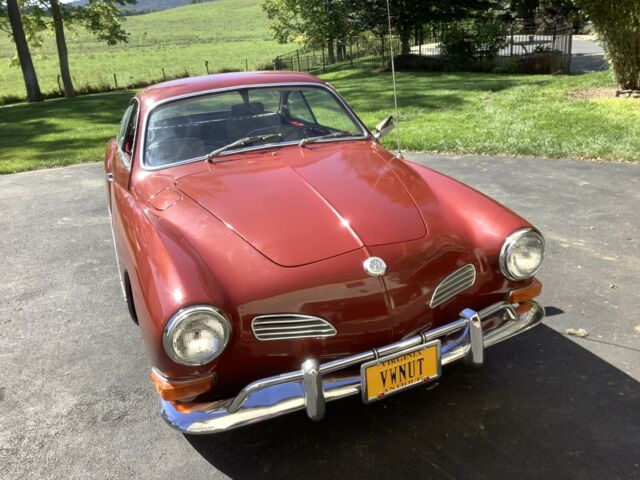 Volkswagen Karmann Ghia 1971 image number 0