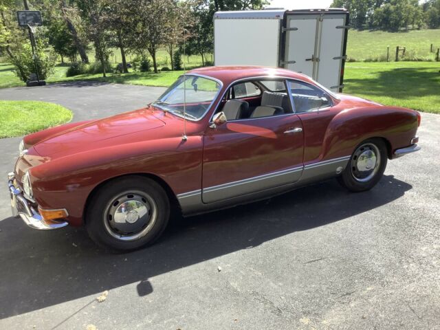 Volkswagen Karmann Ghia 1971 image number 1