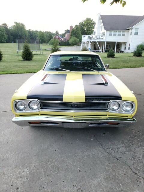 Plymouth GTX 1968 image number 1