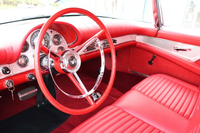 Ford Thunderbird 1957 image number 32