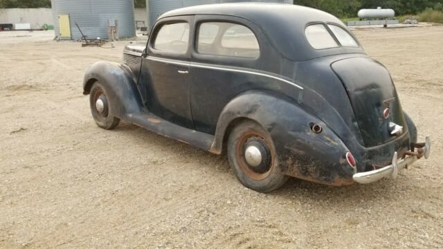 Ford sedan 1938 image number 37