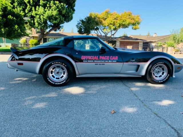 Chevrolet Corvette 1979 image number 23