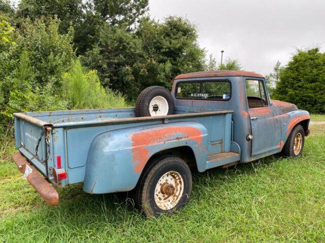 International Harvester 1200B 1967 image number 22