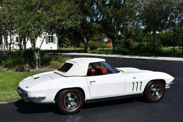 Chevrolet Corvette 1966 image number 32