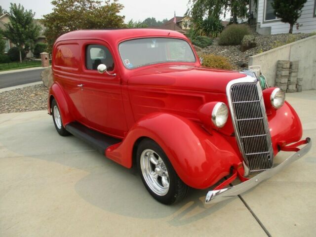 Ford Sedan Delivery 1935 image number 28