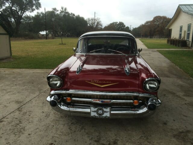 Chevrolet Bel Air/150/210 1957 image number 28