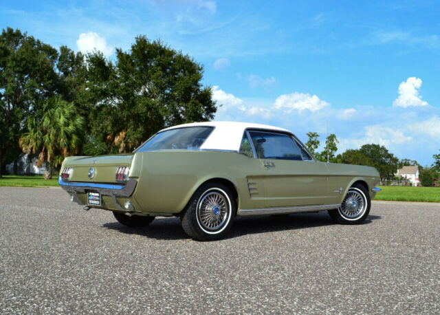 Ford Mustang 1966 image number 11