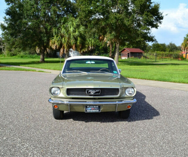 Ford Mustang 1966 image number 30