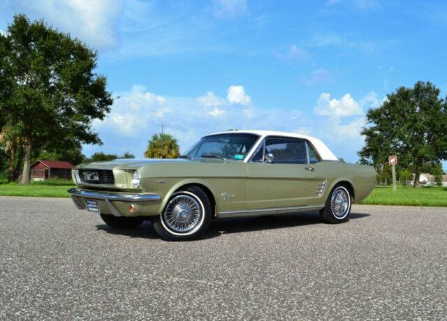 Ford Mustang 1966 image number 32