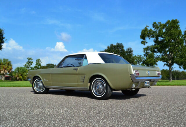 Ford Mustang 1966 image number 34