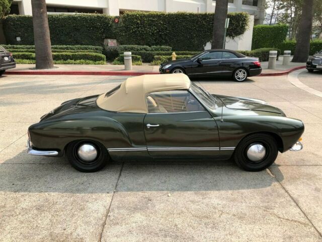 Volkswagen Karmann Ghia Convertible 1965 image number 14