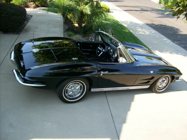 Chevrolet Corvette 1963 image number 1