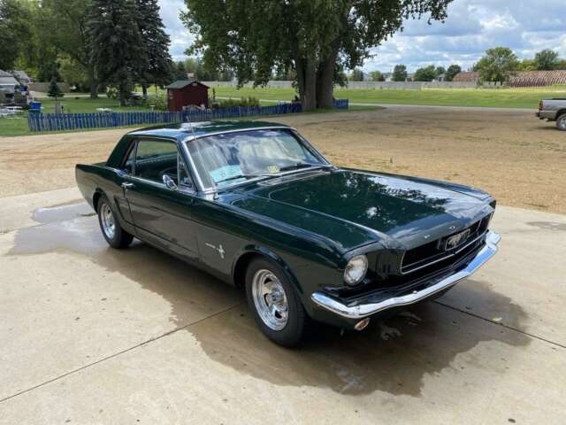 Ford Mustang 1966 image number 24