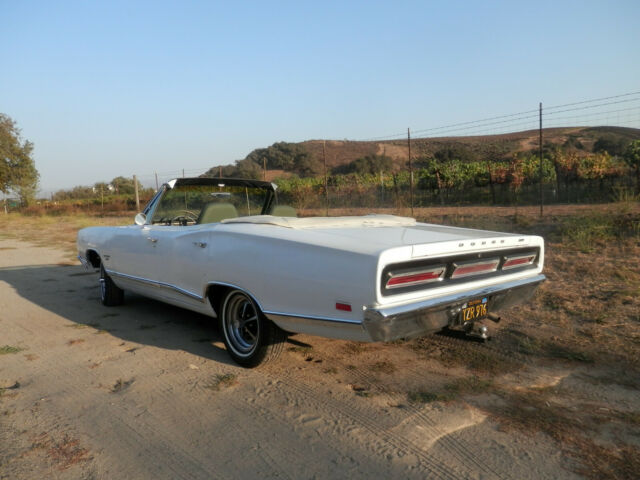 Dodge Coronet 1969 image number 2