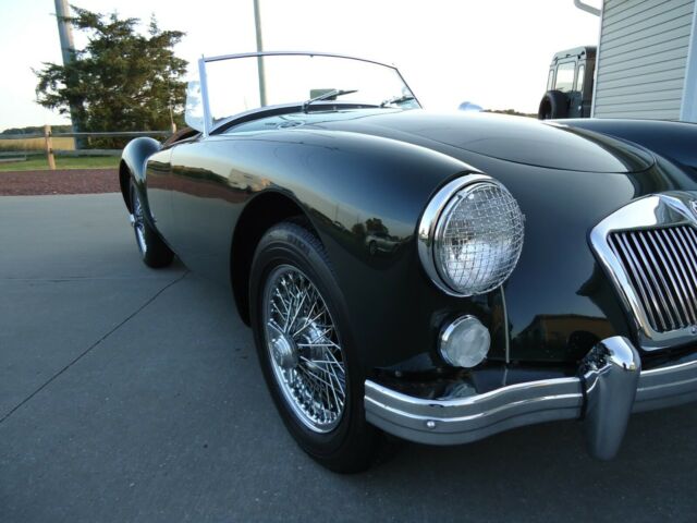 MG MGA 1960 image number 3