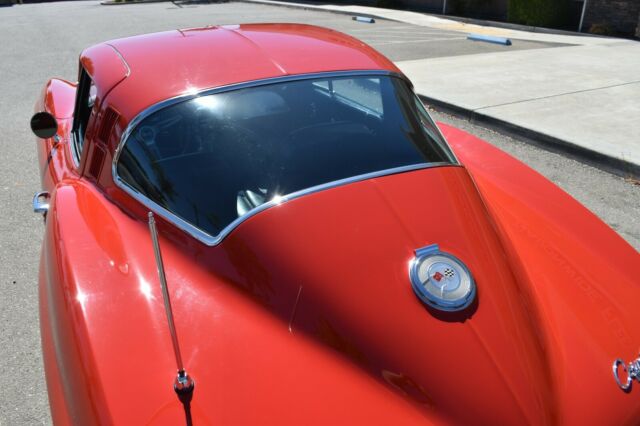 Chevrolet Corvette 1964 image number 33