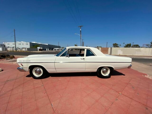 Ford Fairlane 1966 image number 10