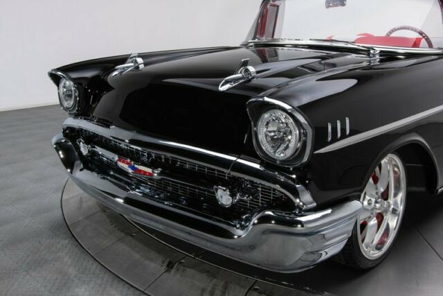 Chevrolet Bel Air/150/210 1957 image number 17