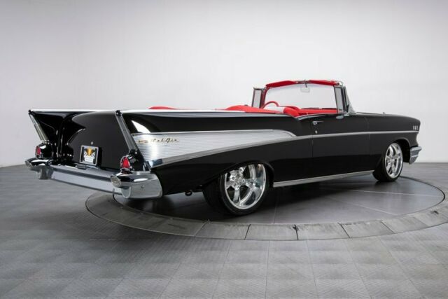 Chevrolet Bel Air/150/210 1957 image number 25