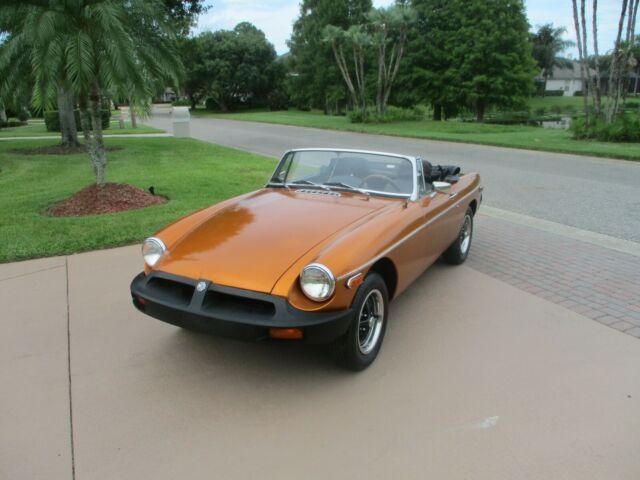 MG MGB 1979 image number 2