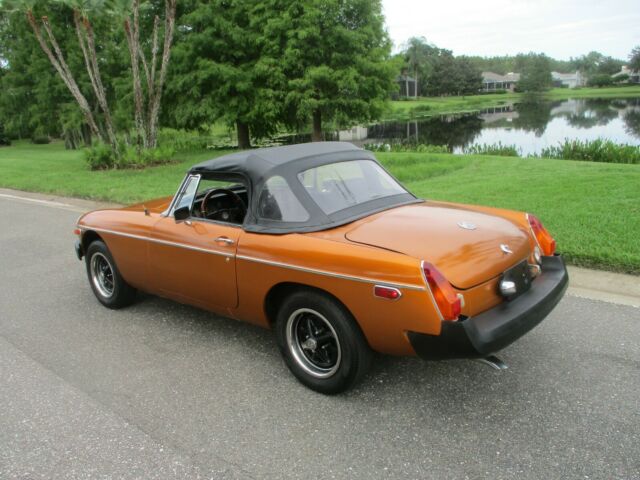 MG MGB 1979 image number 20