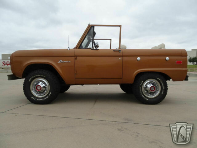 Ford Bronco 1973 image number 2