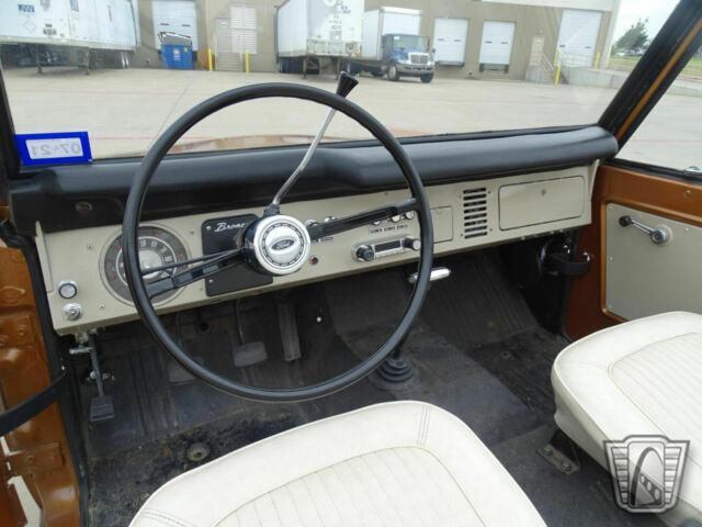 Ford Bronco 1973 image number 36