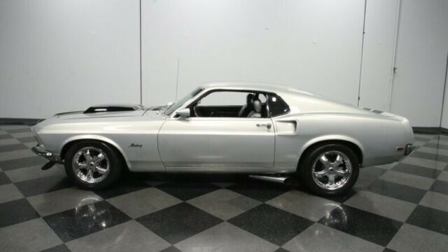 Ford Mustang 1969 image number 2